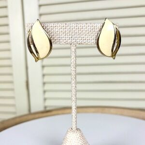 Architectural Crown Trifari Gold Off White Enamel Leaf Pierced Earrings Vintage